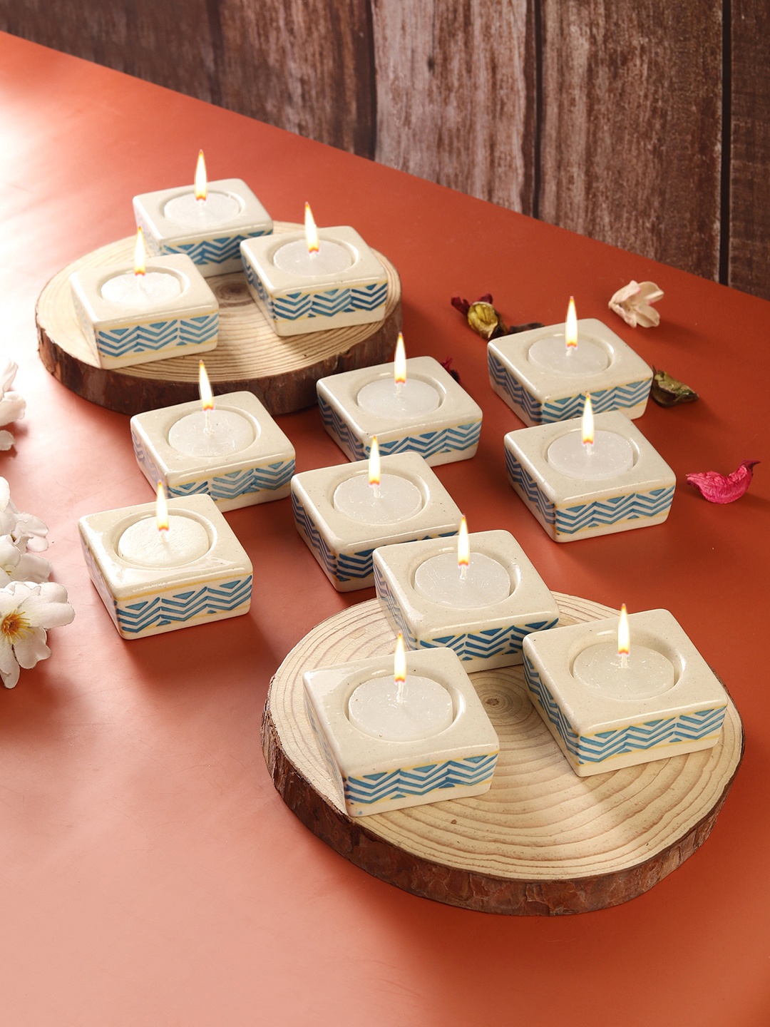 

VarEesha B;ue & Cream 12 Pieces Tea Light Holders, Blue