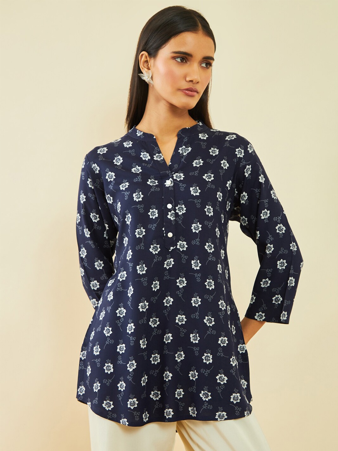 

Soch Floral Printed Mandarin Collar Tunic, Navy blue