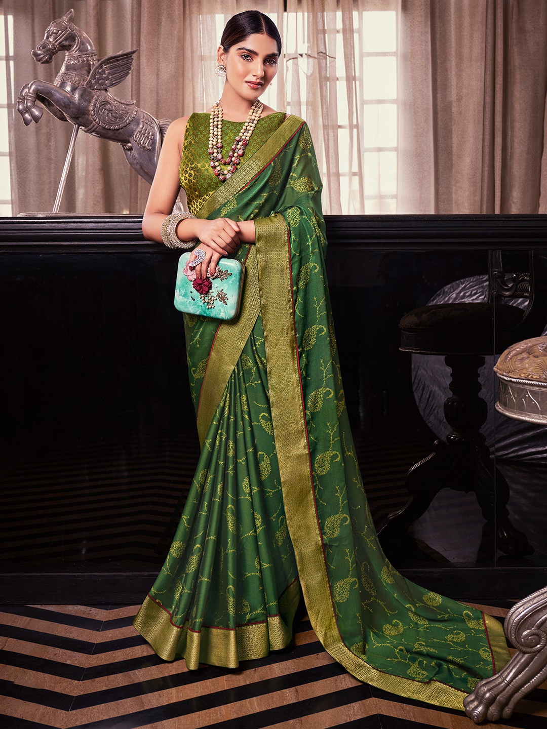 

SANSKAR Paisley Foil Printed Zari Saree, Green