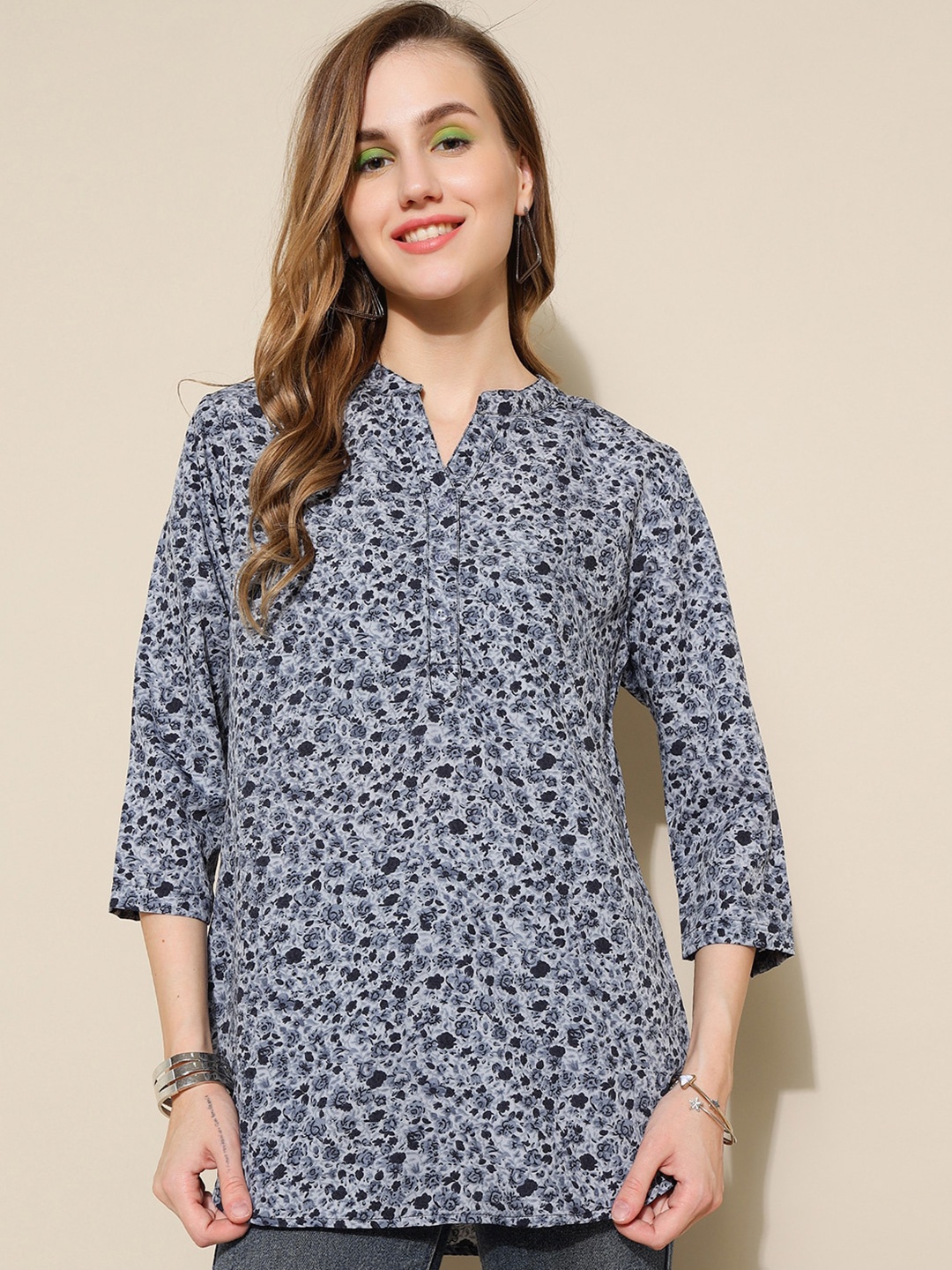 

KALINI Floral Printed A Line Kurti, Grey