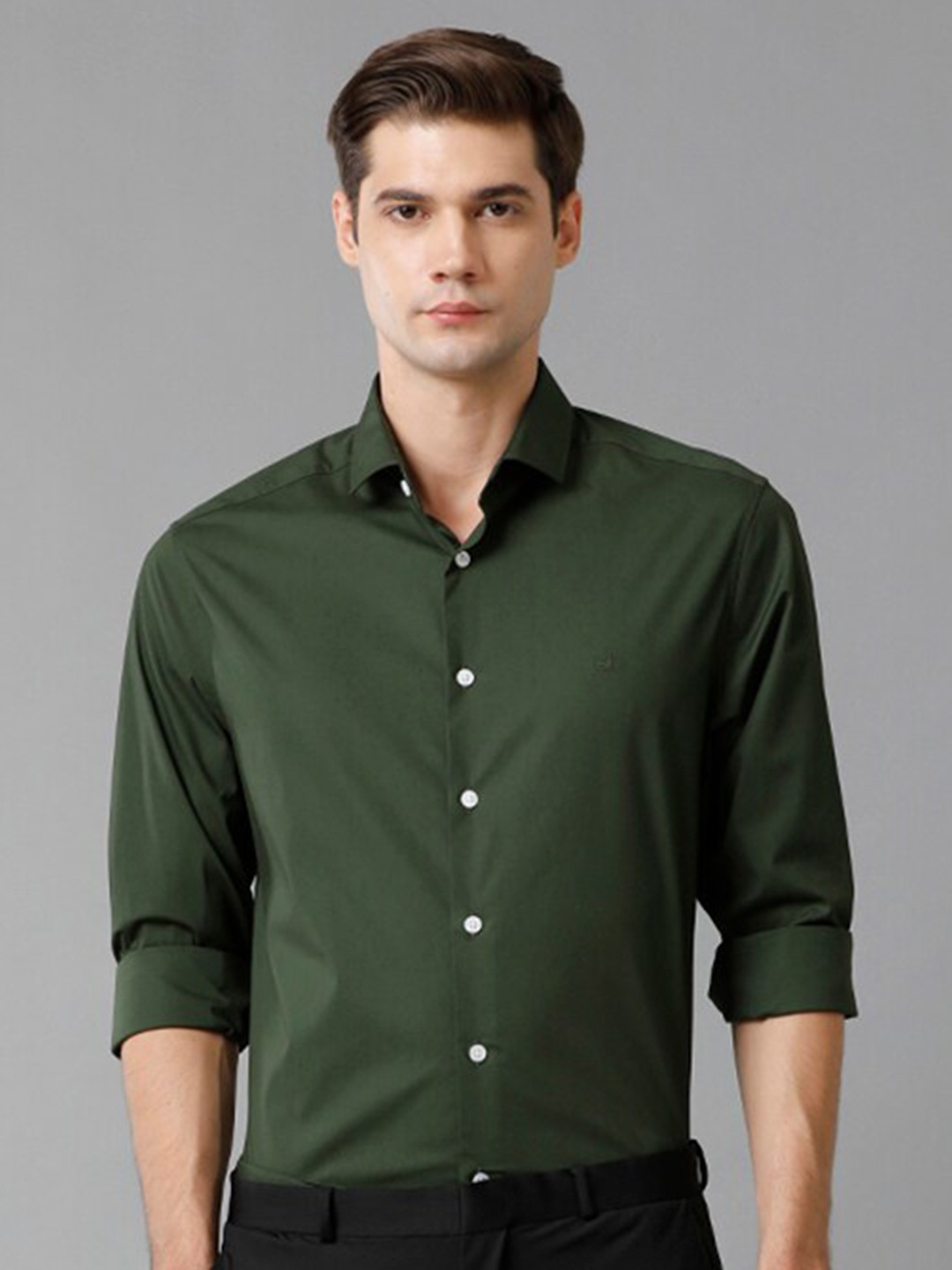 

Aldeno Slim Fit India Slim Formal Shirt, Green