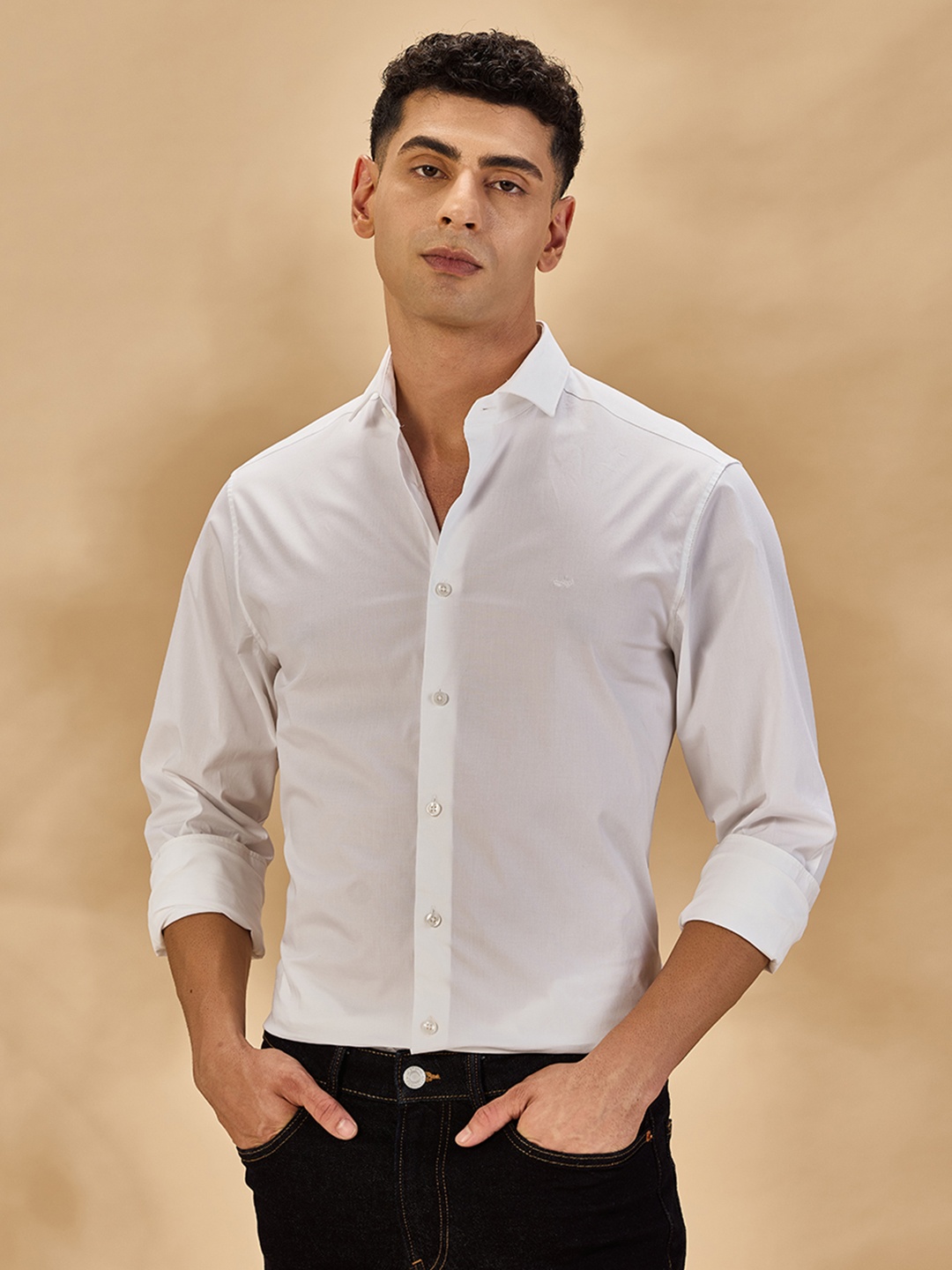 

Aldeno Spread Collar Comfort Casual Satin Shirt, White