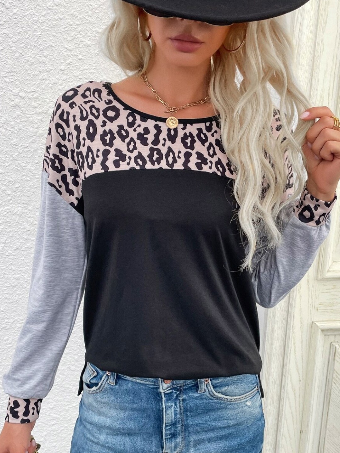 

StyleCast Black Animal Print Cotton Regular Top