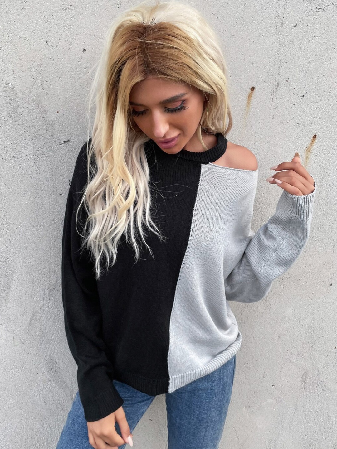 

StyleCast Black Colourblocked Regular Top