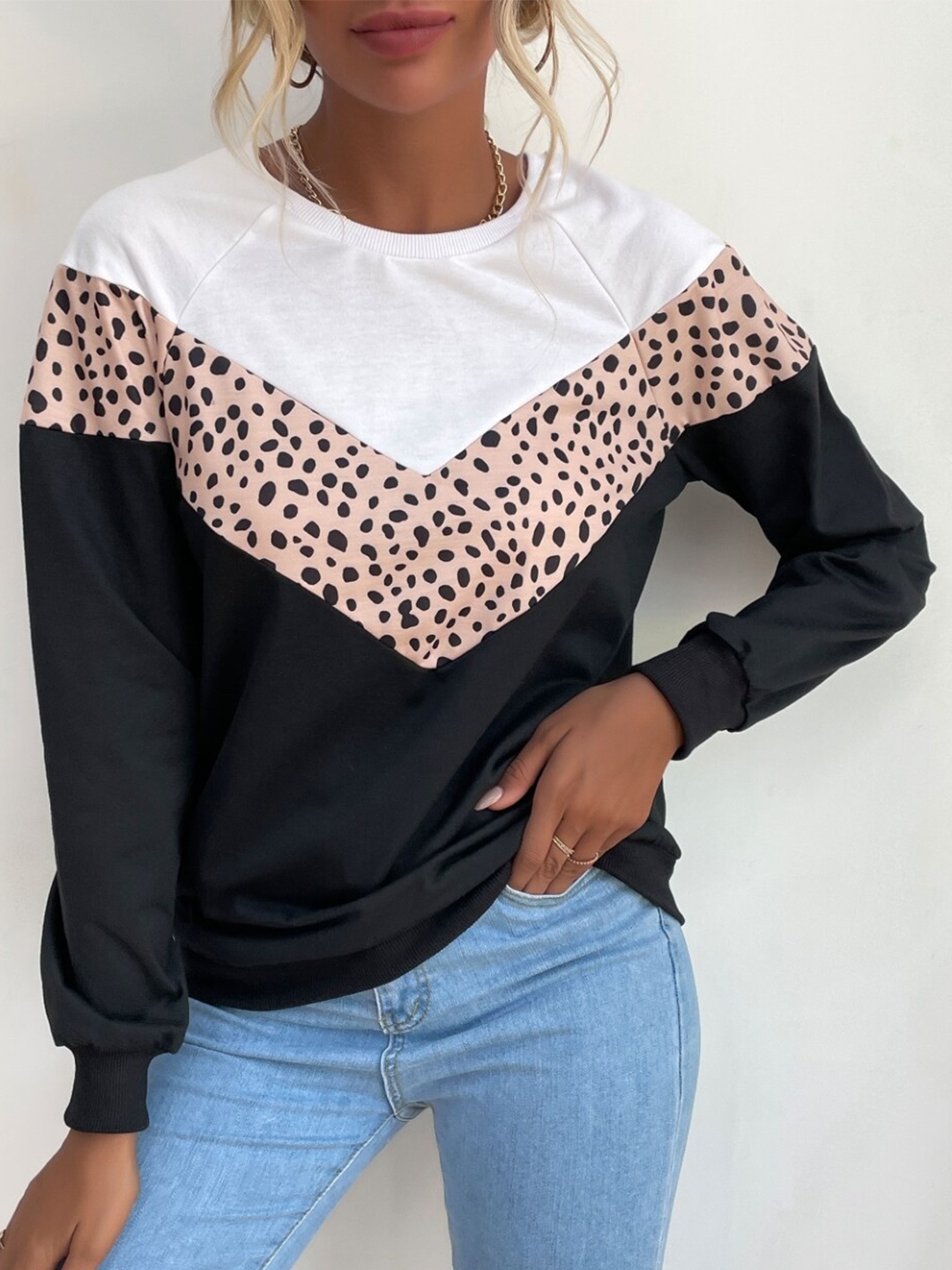 

StyleCast Black Colourblocked Cotton Regular Top