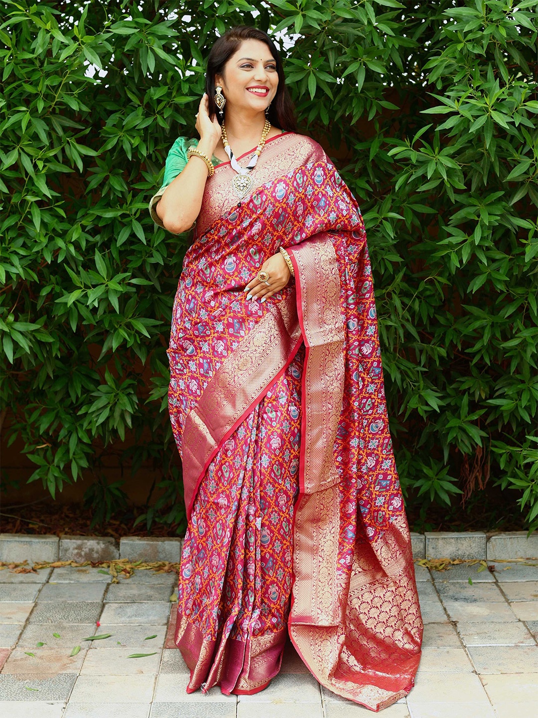 

Mitera Ethnic Motifs Printed Zari Silk Blend Patola Saree, Pink