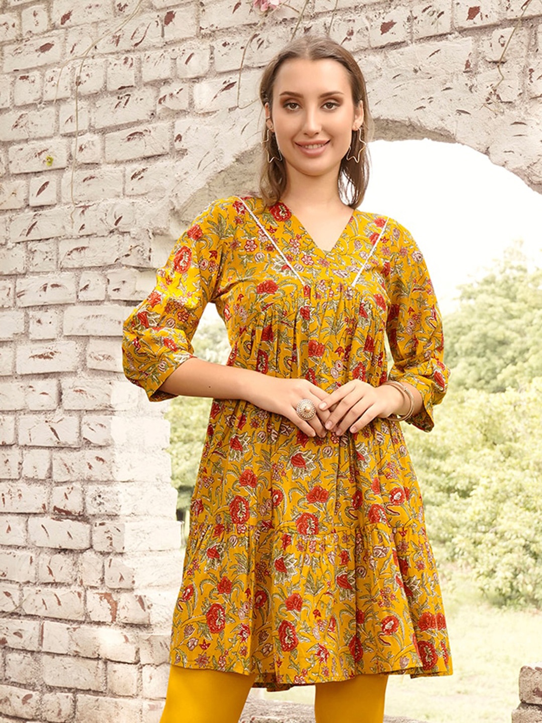 

Anouk Floral Printed Pure Cotton A Line Kurti, Yellow