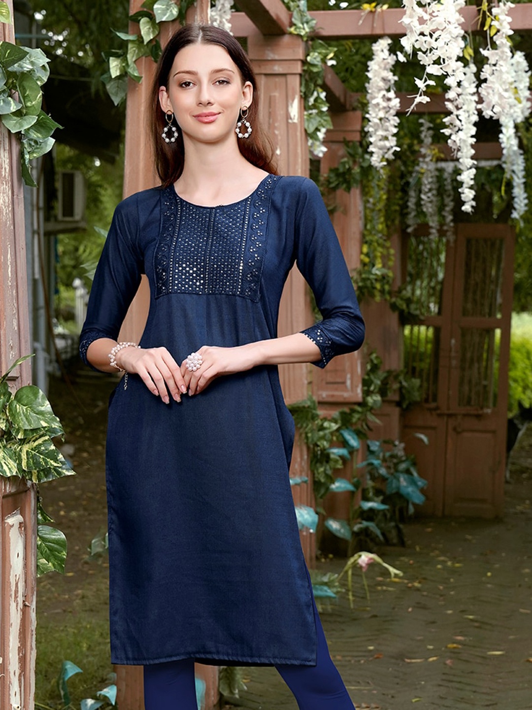 

Anouk Embroidered Straight Kurta, Blue