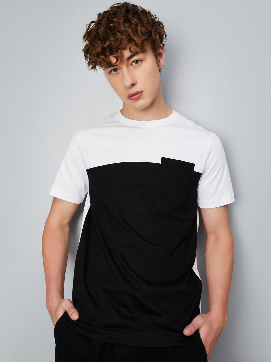 

max Colourblocked Pure Cotton T-Shirt, Black