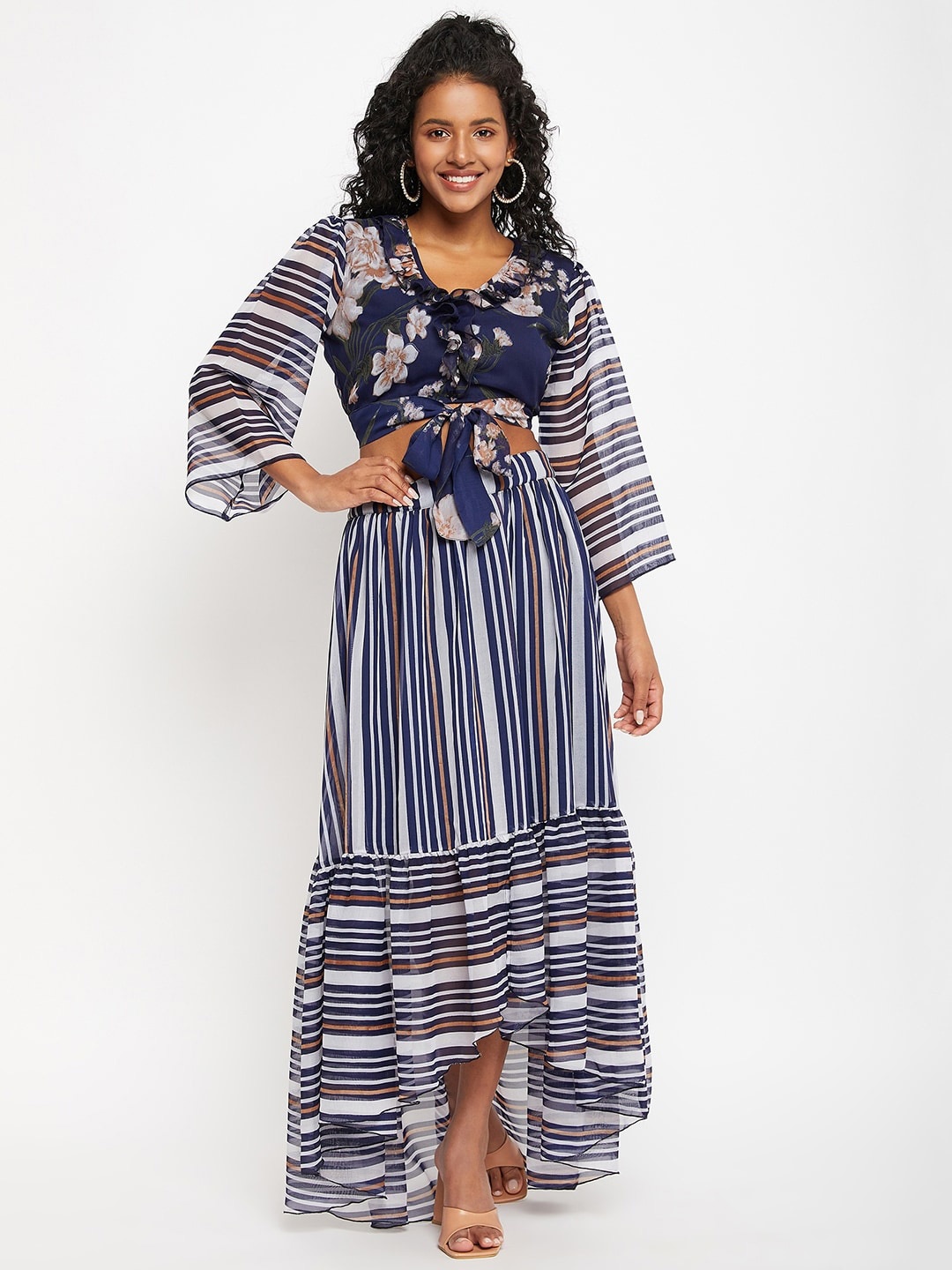 

Bitterlime Floral Printed V-Neck Ruffles Top, Navy blue