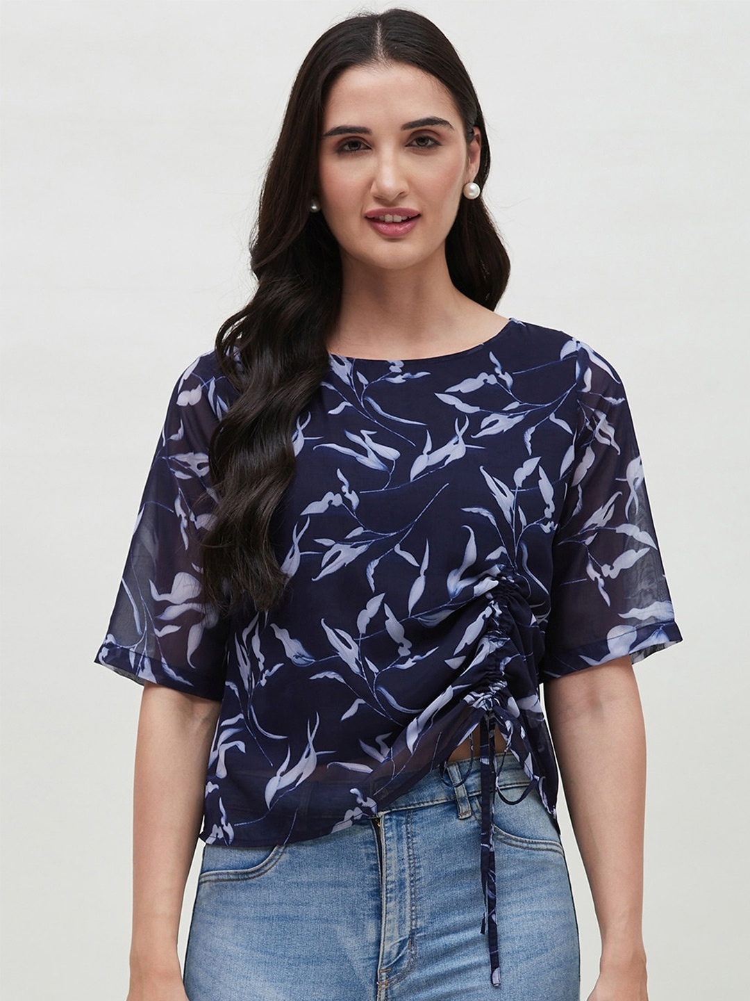 

Bitterlime Floral Printed Round Neck Top, Navy blue