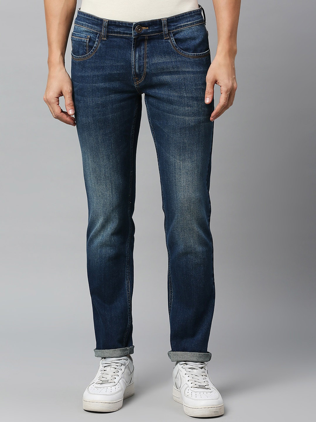 

Mast & Harbour Men Blue Slim Fit Low-Rise Heavy Fade Stretchable Jeans