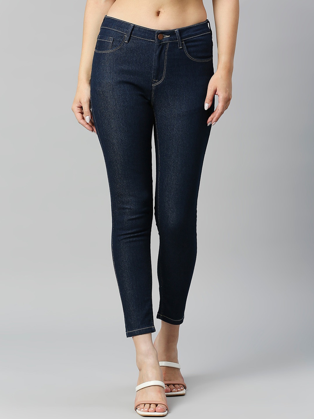 

DressBerry Women Skinny Fit Clean Look Stretchable Jeans, Blue