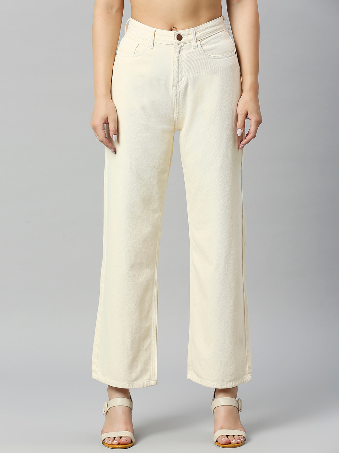 

Chemistry Women Relaxed Fit High-Rise Clean Look Pure Cotton Jeans, Cream