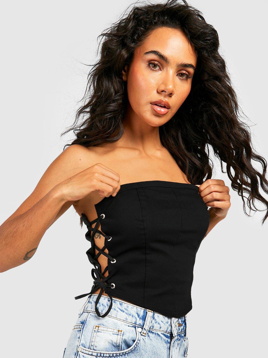 

Boohoo Off-Shoulder Lace Detail Bandeau Top, Black