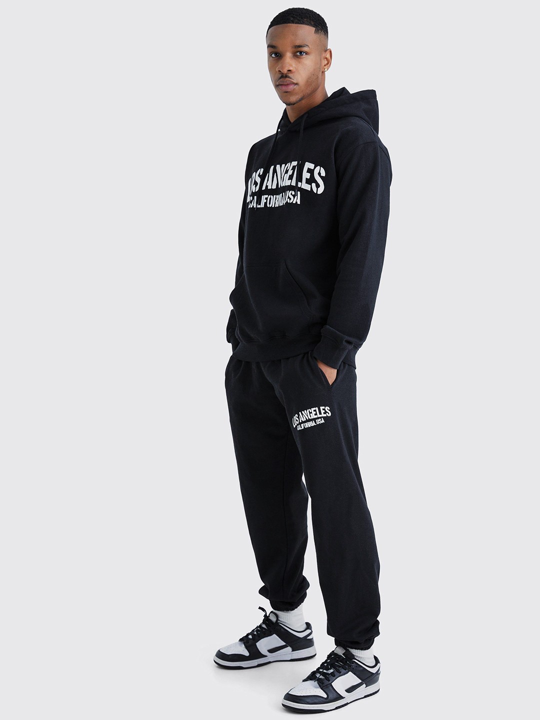 

boohooMAN Typography Printed Oversized Tracksuit, Black