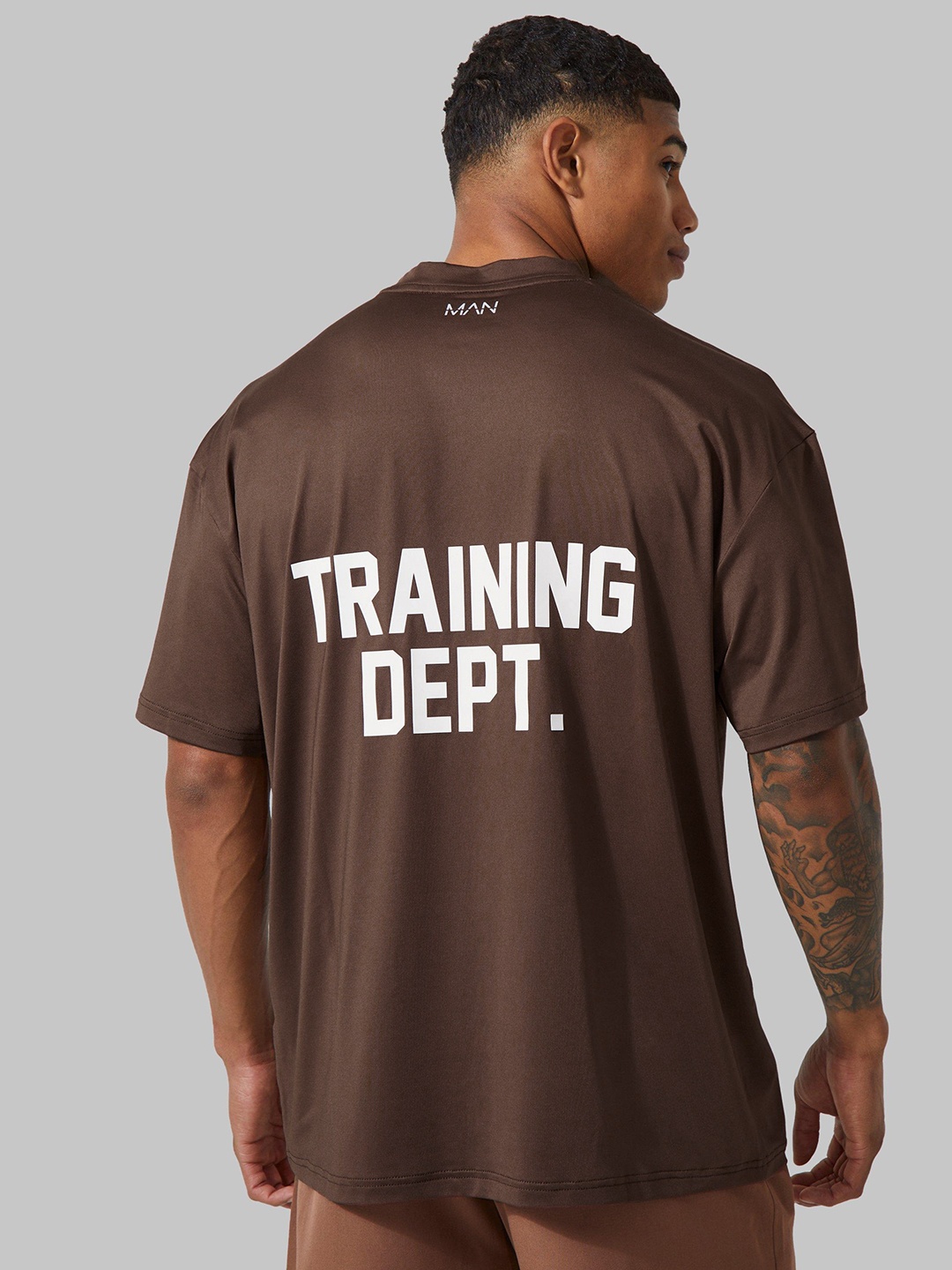 

boohooMAN Active Training Dept Performance Drop-Shoulder Sleeves Oversized T-shirt, Brown