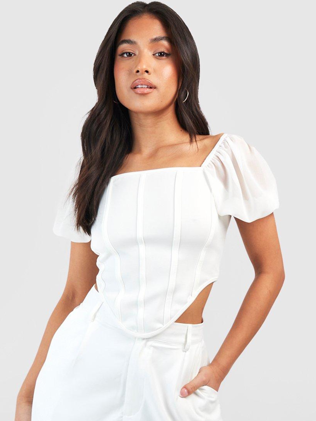 

Boohoo Petite Chiffon Puff Sleeves Dipped Hem Corset To, White