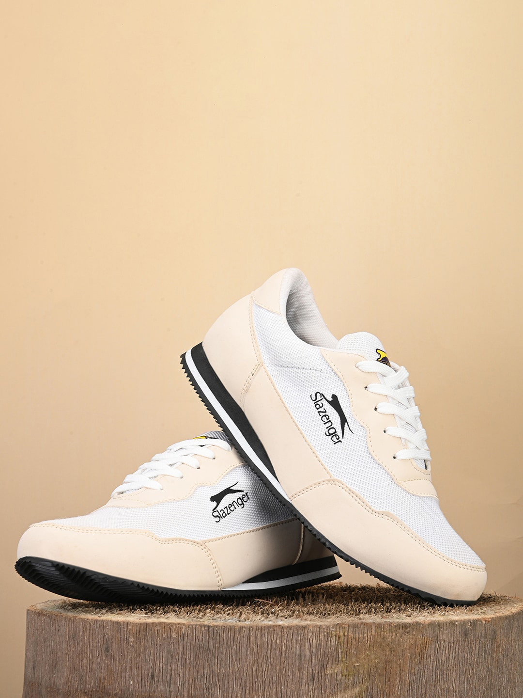 

Slazenger Men Colourblocked Laced Up Casual Shoes, Cream