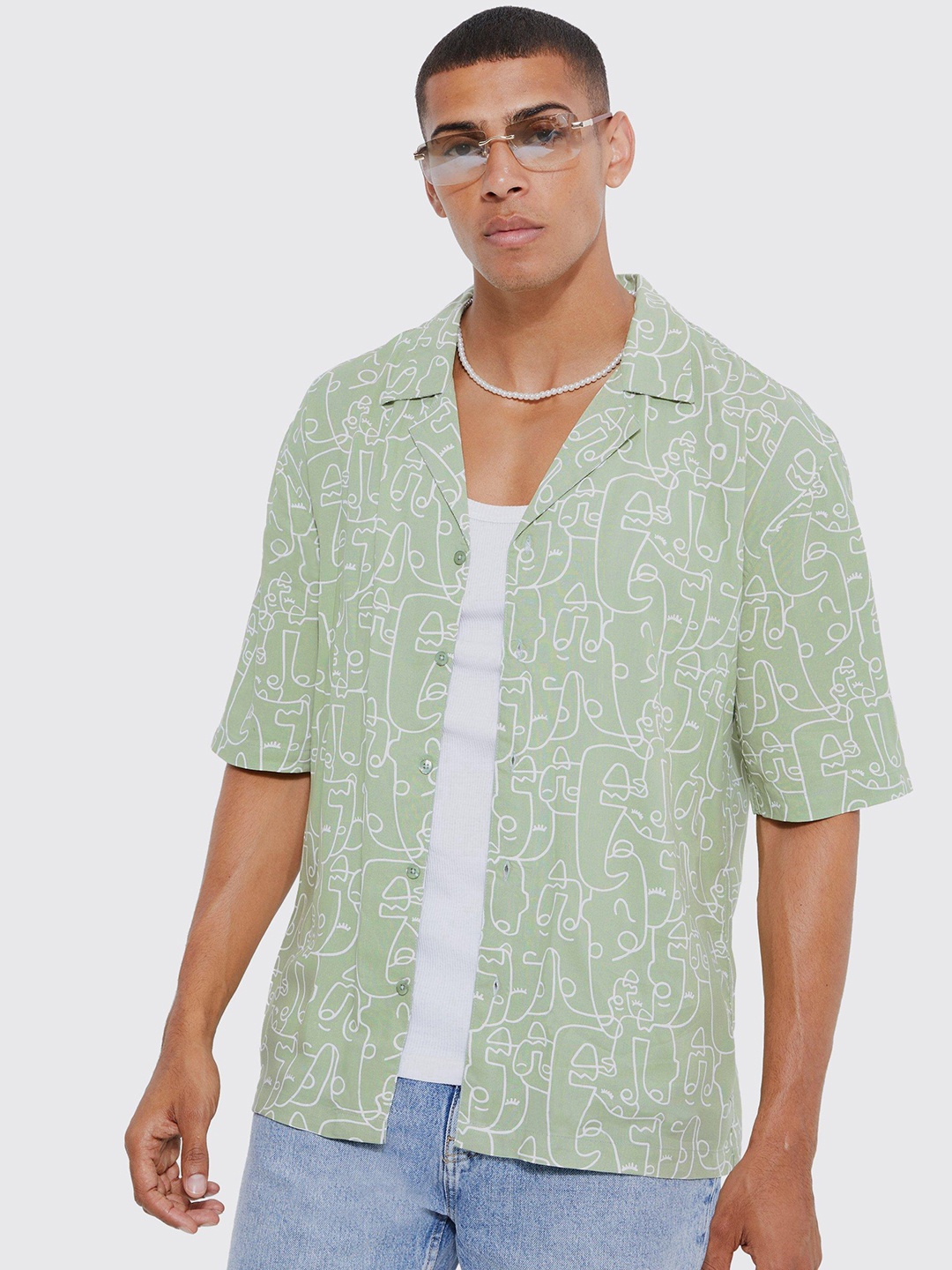 

boohooMAN Line Artwork Casual Shirt, Green