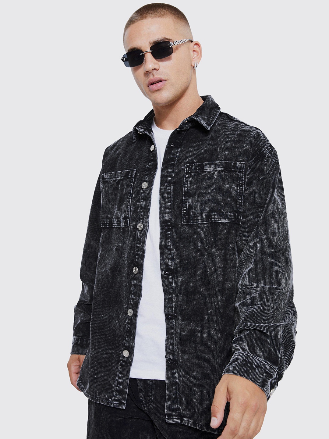 

boohooMAN Oversized Acid Wash Corduroy Shacket, Charcoal