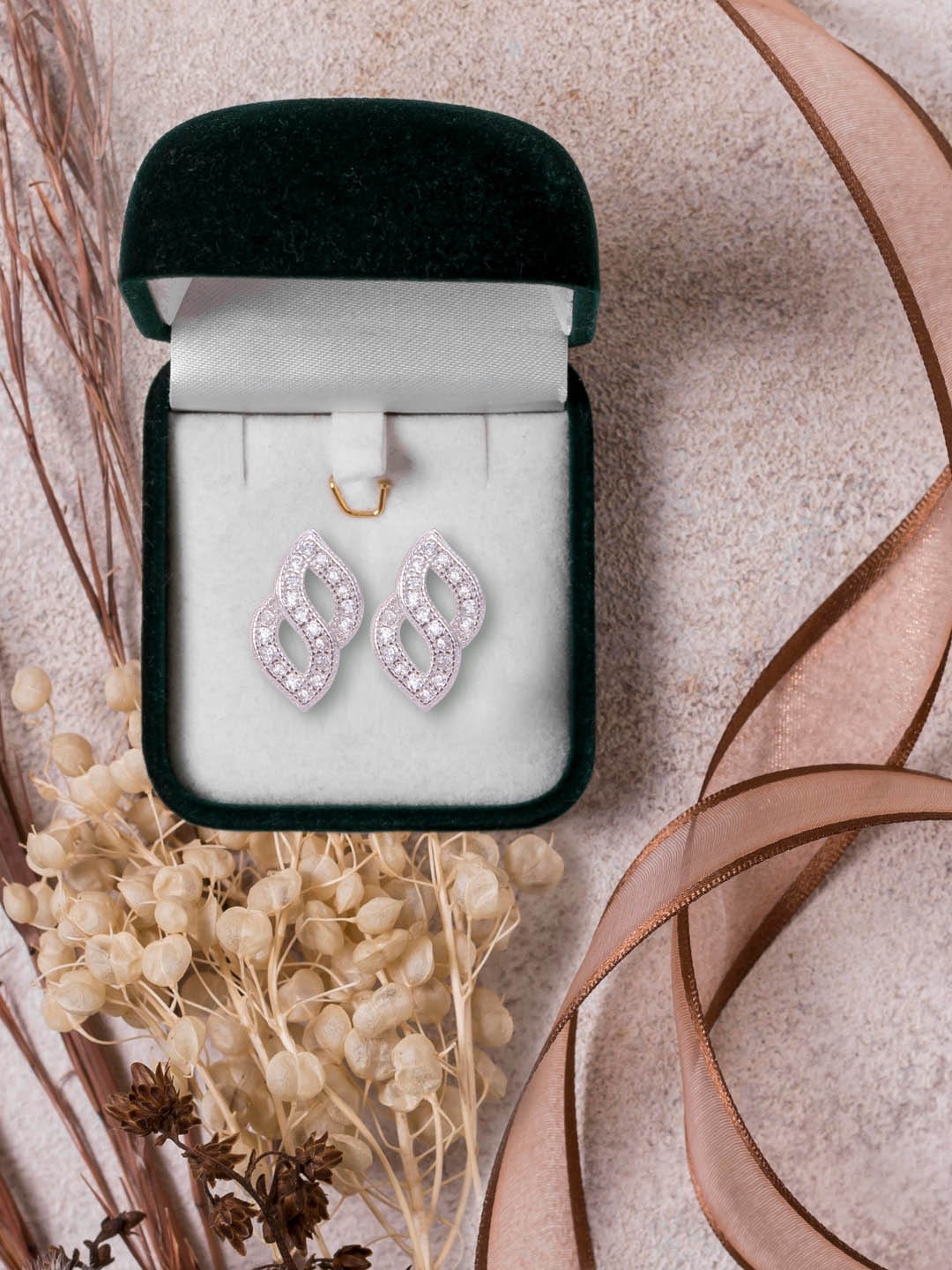 

Abhooshan 925 Sterling Silver Cubic Zircon Contemporary Studs Earrings