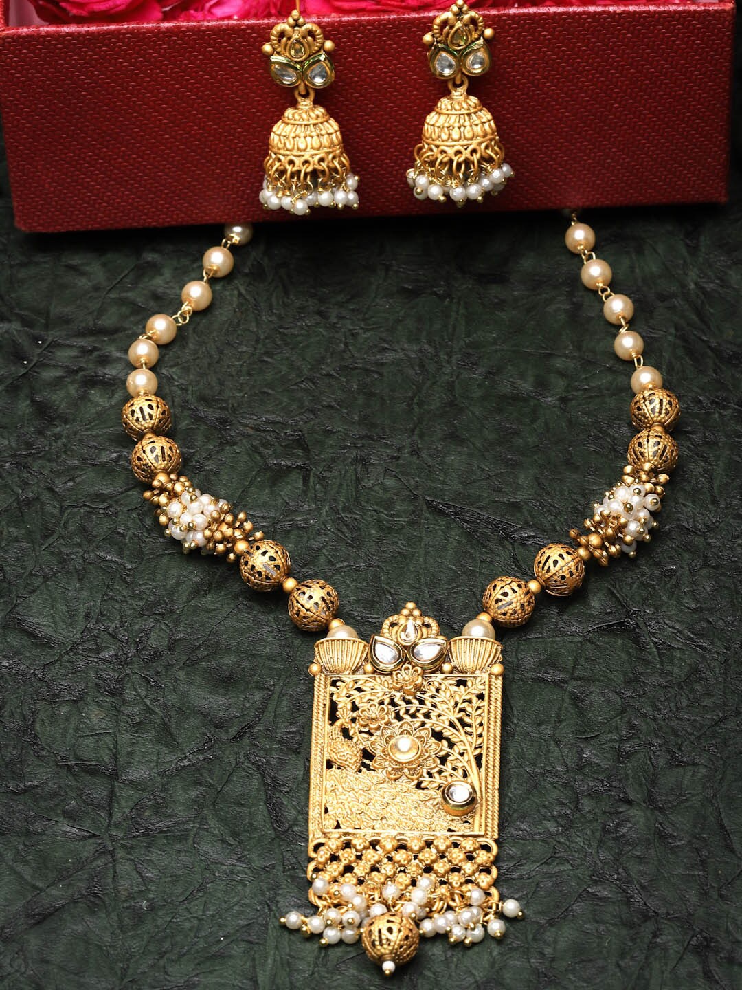 

ADIVA Gold-Plated Kundan & Pearls Studded Jewellery Set