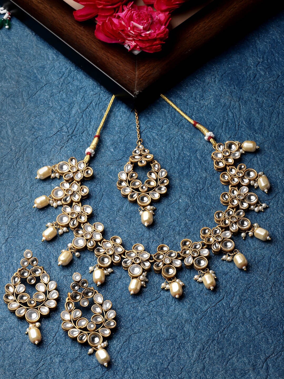 

ADIVA Gold-Plated Kundan-Studded & Beaded Jewellery Set