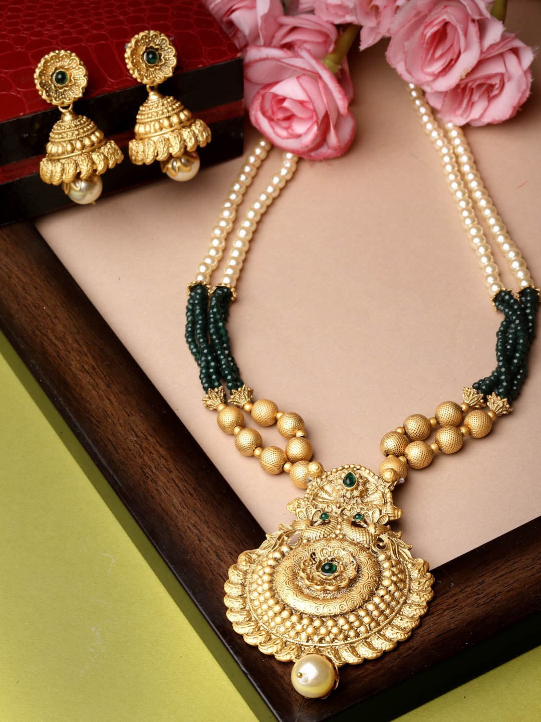 

ADIVA Gold-Plated Stone & Beaded Studded Jewellery Set