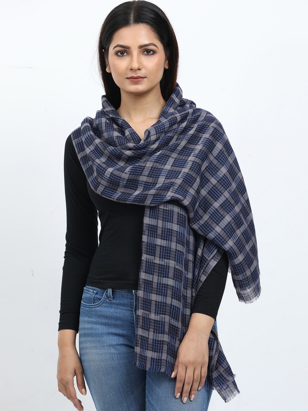 

thickskin Checked Woolen Stole, Assorted