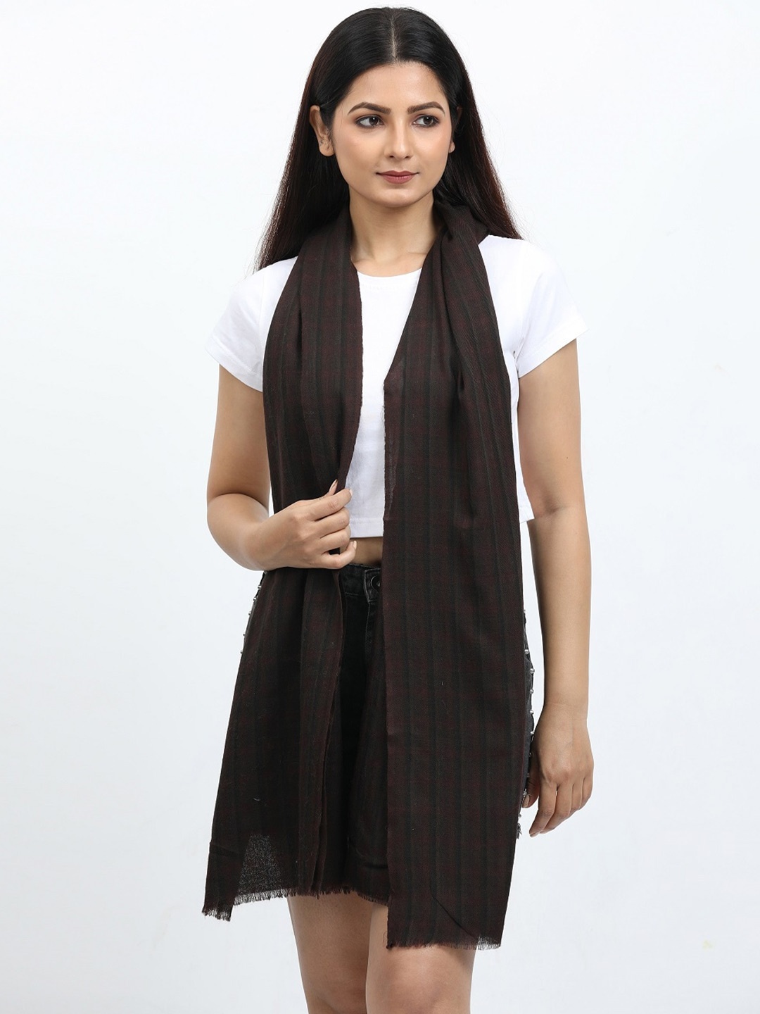 

thickskin Checked Woolen Stole, Assorted