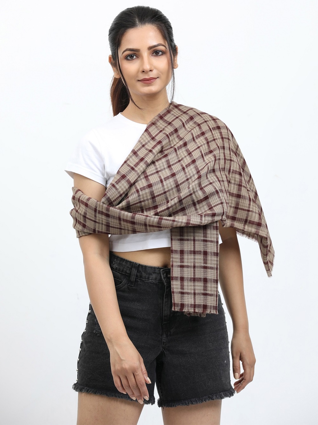 

thickskin Checked Woollen Stole, Assorted