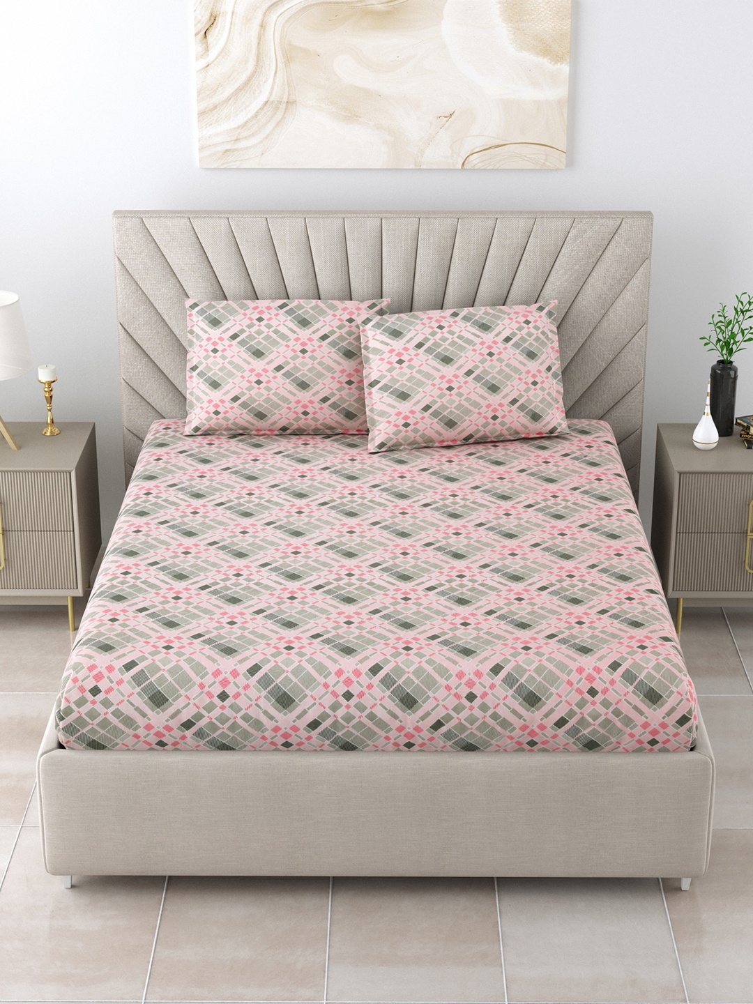 

Salona Bichona Beige & Grey Geometric Cotton 120 TC Queen Bedsheet With 2 Pillow Covers