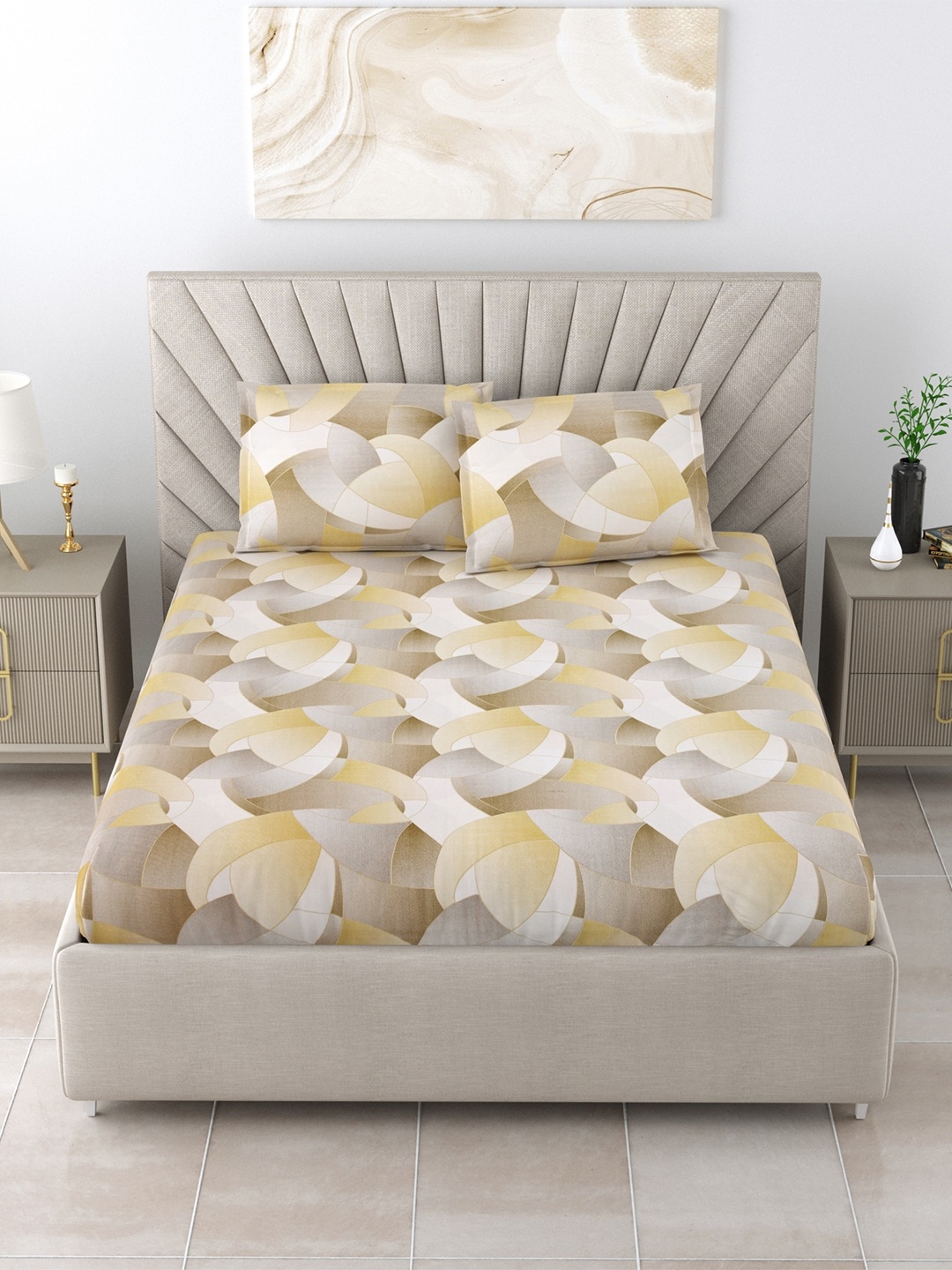 

Salona Bichona Gold-Toned & White Cotton 120 TC King Bedsheet with 2 Pillow Covers