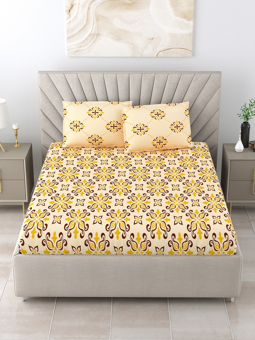 

Salona Bichona Yellow & Brown Ethnic Motifs Cotton 120 TC King Bedsheet & 2 Pillow Covers