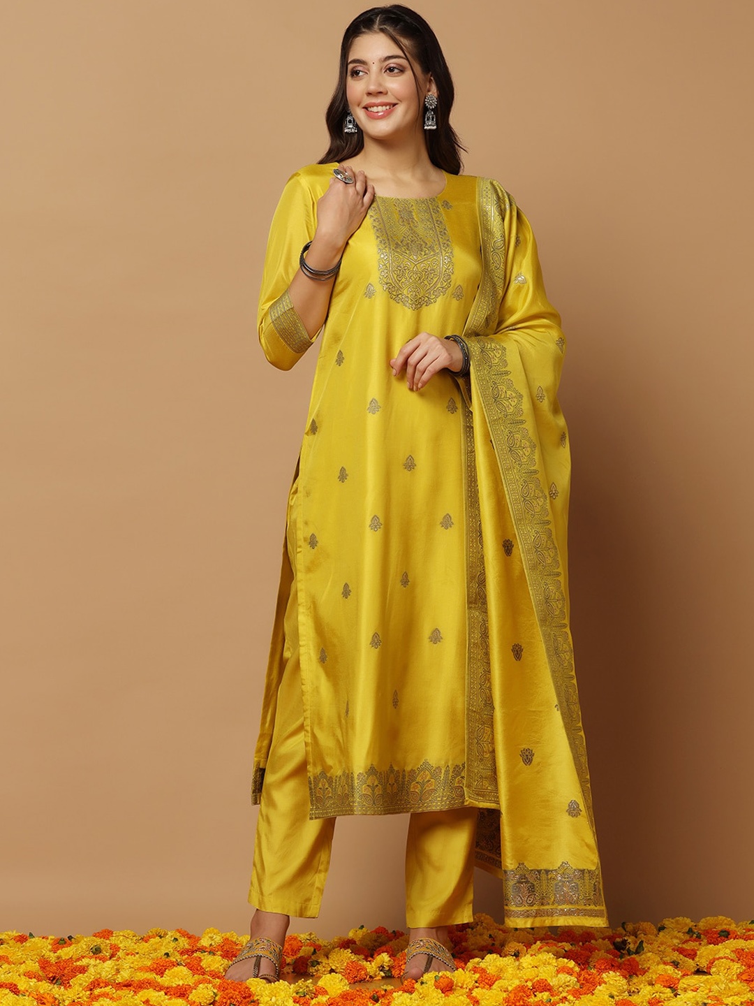 

FASHION DREAM Ethnic Motifs Woven Design Jacquard Kurta With Trousers & Dupatta, Yellow