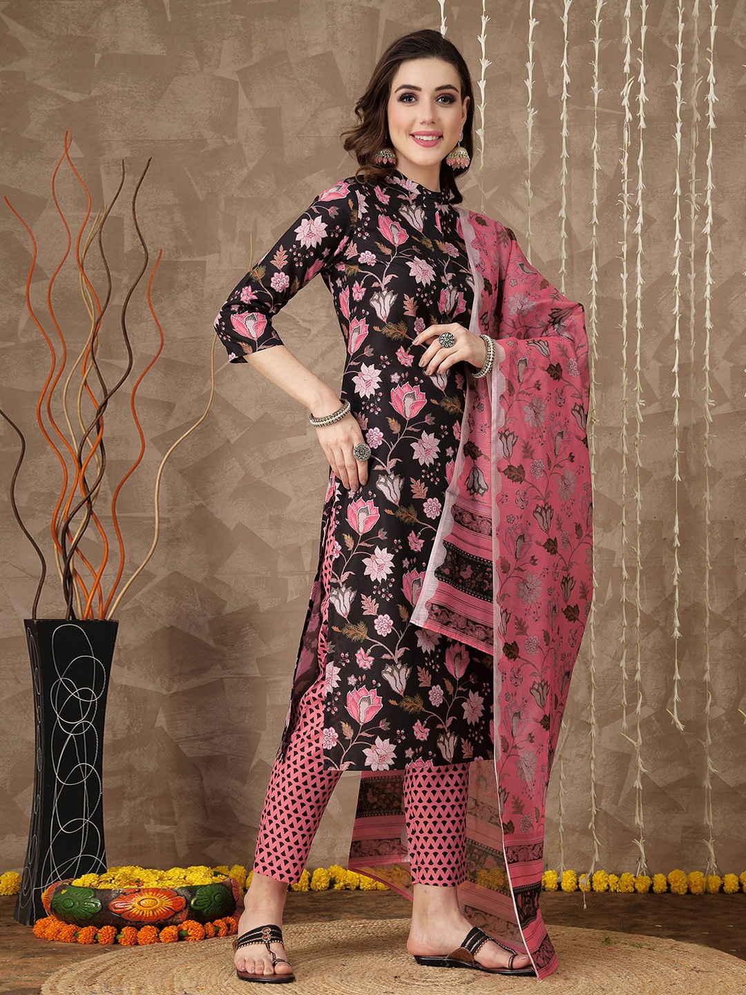 

KALINI Floral Printed Band Collar Straight Kurta & Trousers With Dupatta, Black