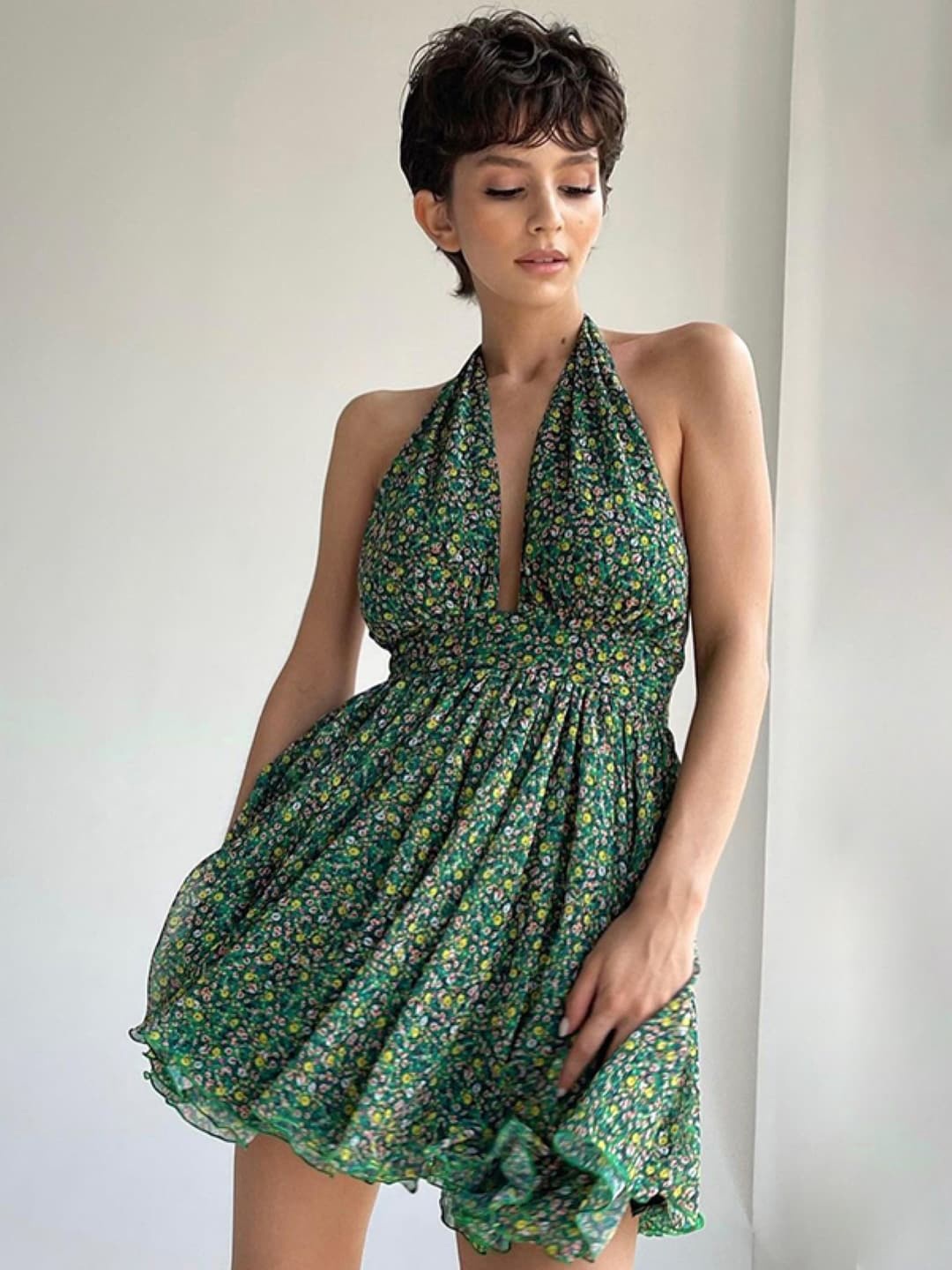

StyleCast Green Floral Printed Halter Neck Gathered Fit & Flare Dress