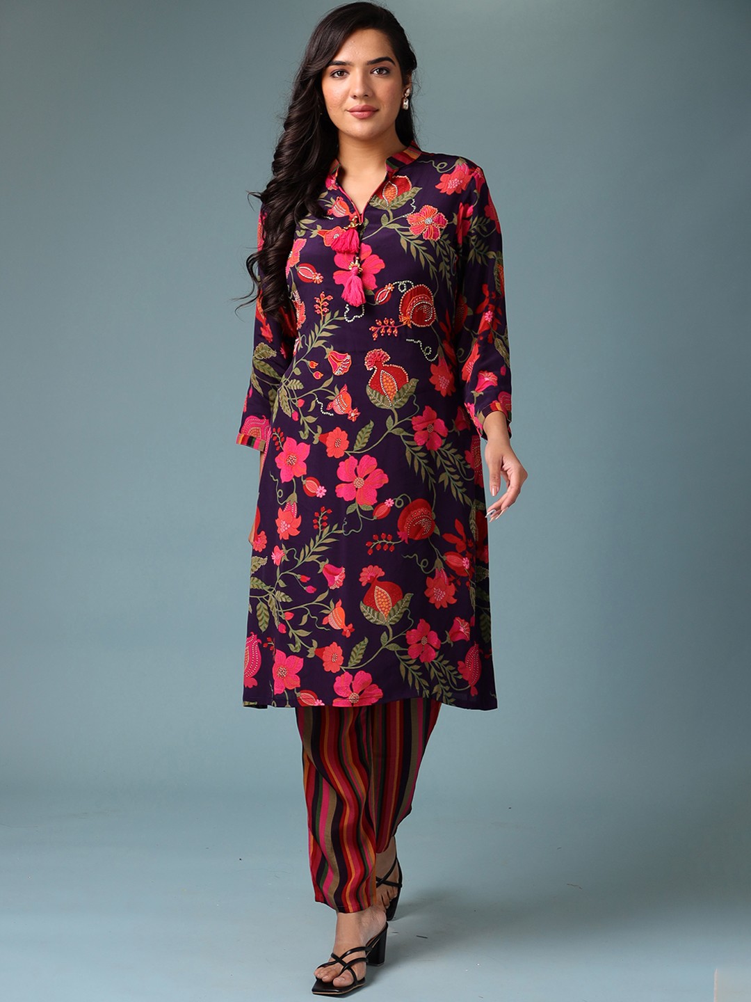 

ZARI Floral Printed Shirt Collar Regular Kurta with Trousers, Purple