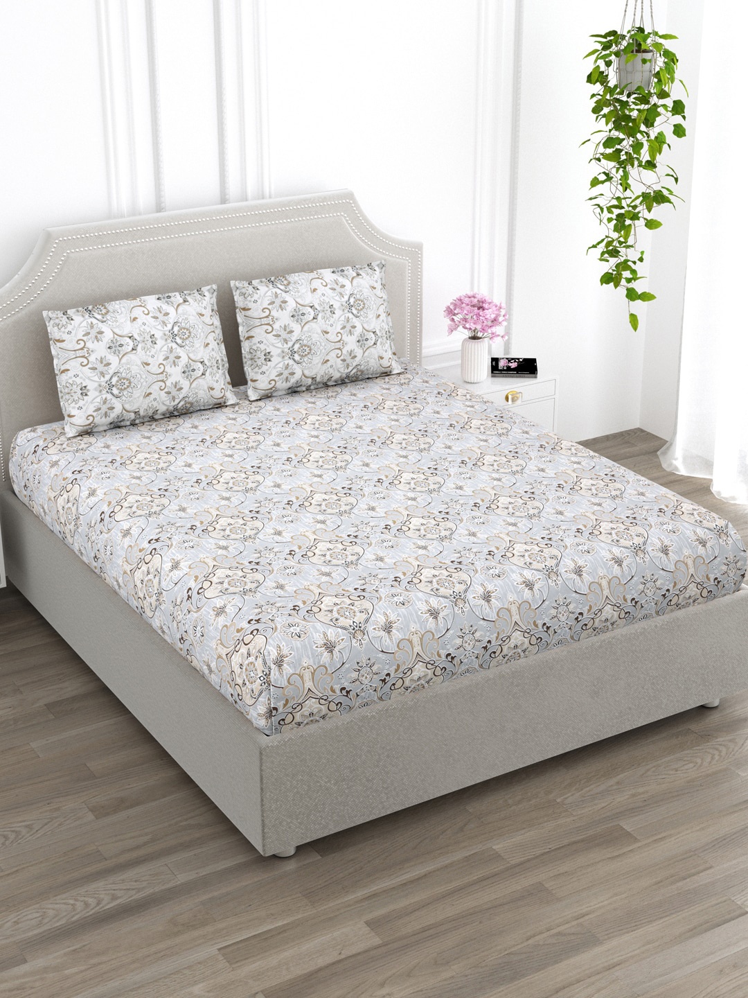 

EverHOME Sage Blue & White Floral Cotton 210 TC King Bedsheet With 2 Pillow Covers