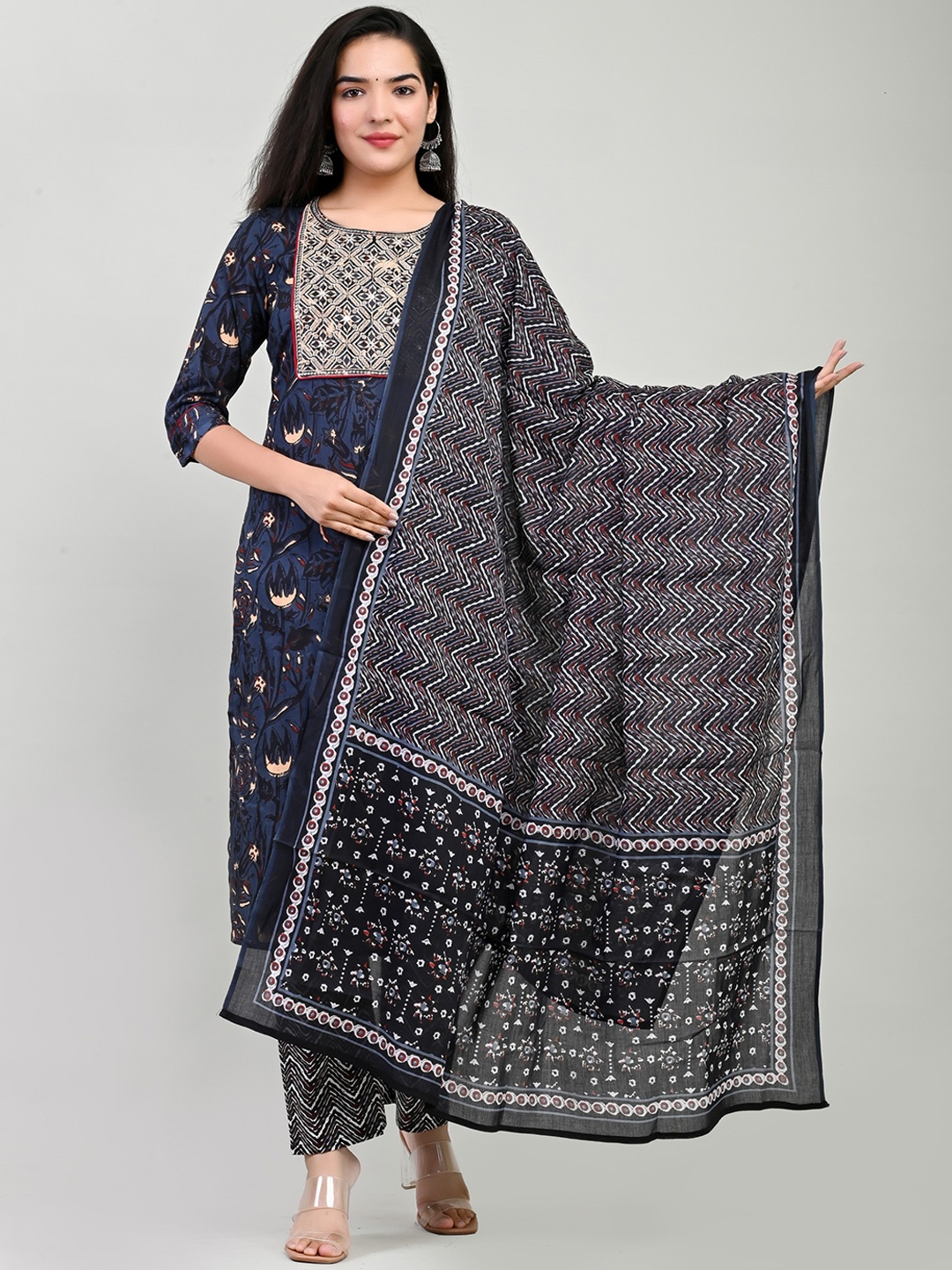

Miramaar Floral Printed Pure Cotton Straight Kurta & Trousers With Dupatta, Navy blue