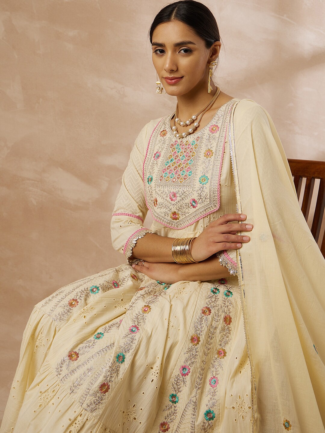 

Sangria Floral Embroidered Pure Cotton Kurta & Trousers With Dupatta, Yellow