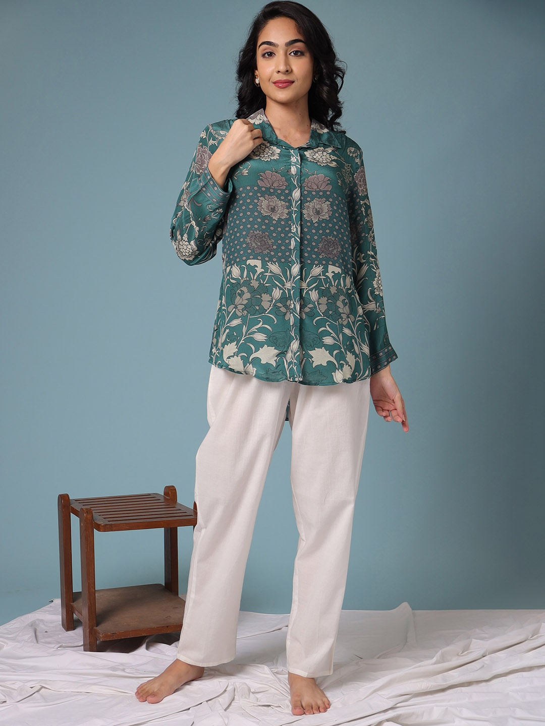 

ZARI Floral Printed Shirt Collar Shirt Style Top, Green