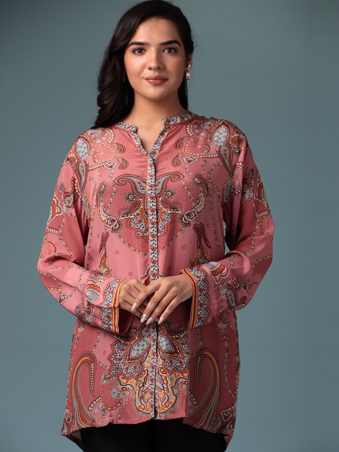 

ZARI Ethnic Motifs Printed Mandarin Collar High Low Kurta, Pink