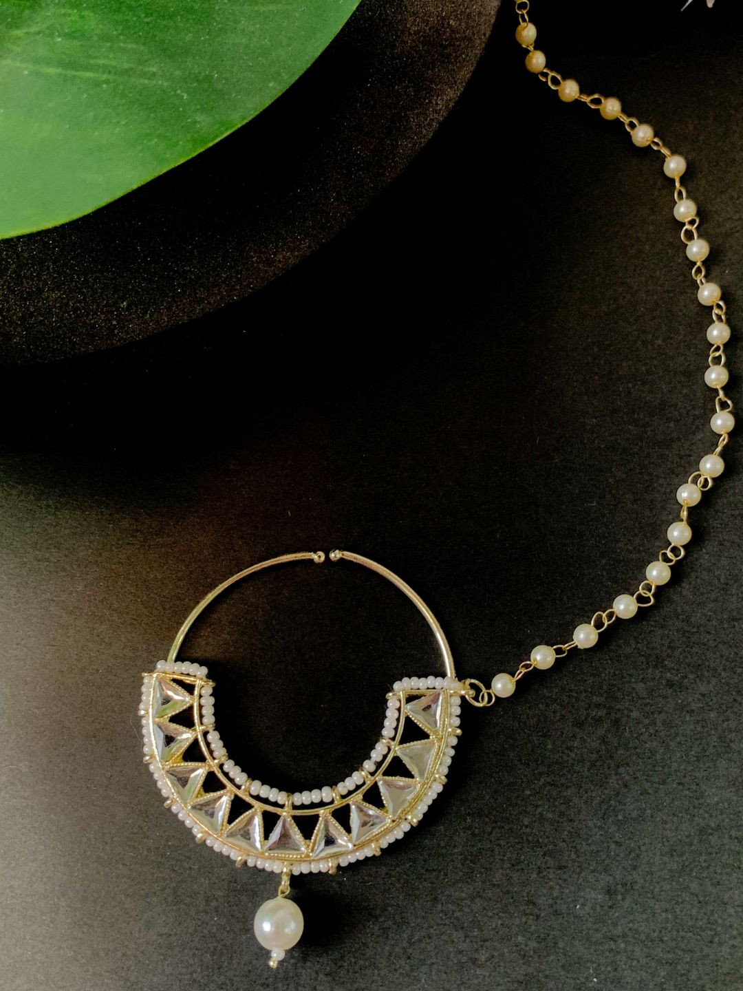 

I Jewels Gold-Plated Kundan-Studded & Beaded Nosepin With Pearl Chain, White