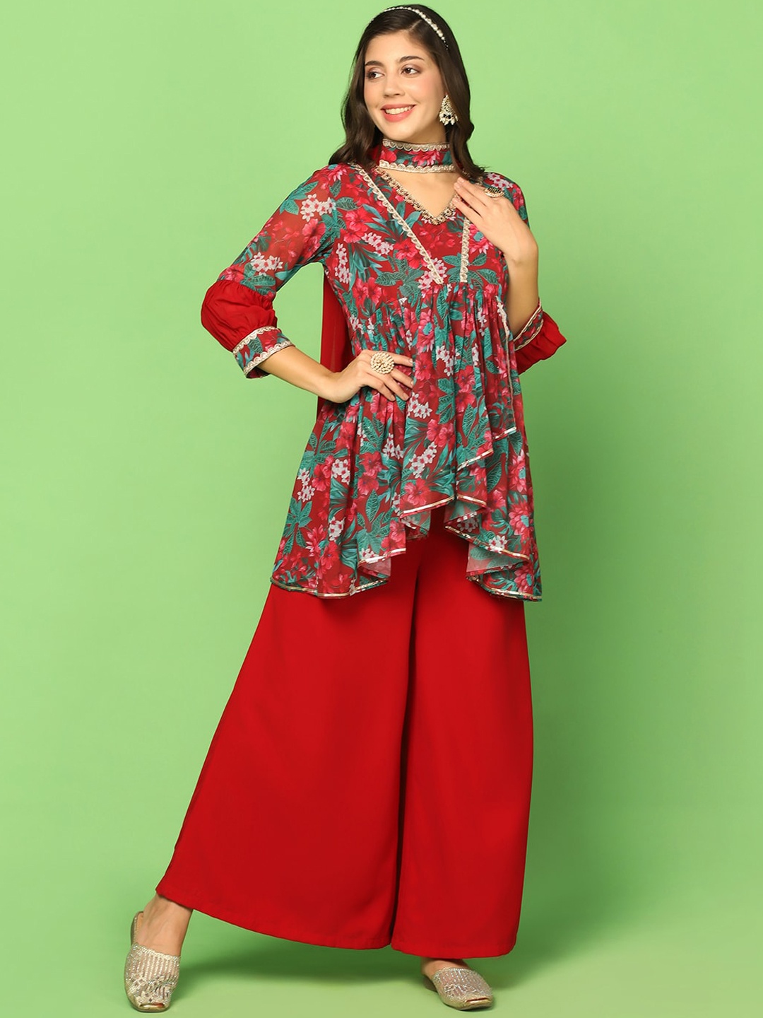 

FASHION DREAM Floral Printed Regular Kurti With Palazzos & Dupatta, Maroon