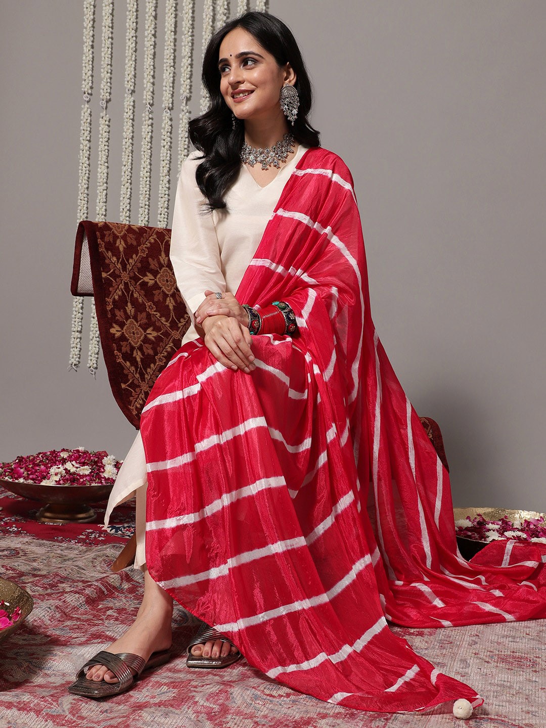 

Sangria V-Neck Straight Kurta With Trousers & Dupatta, Off white