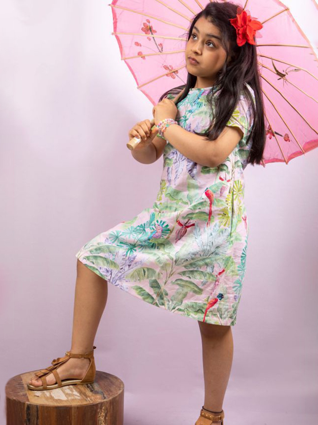 

THEONI Pink Tropical Print Linen Sheath Dress