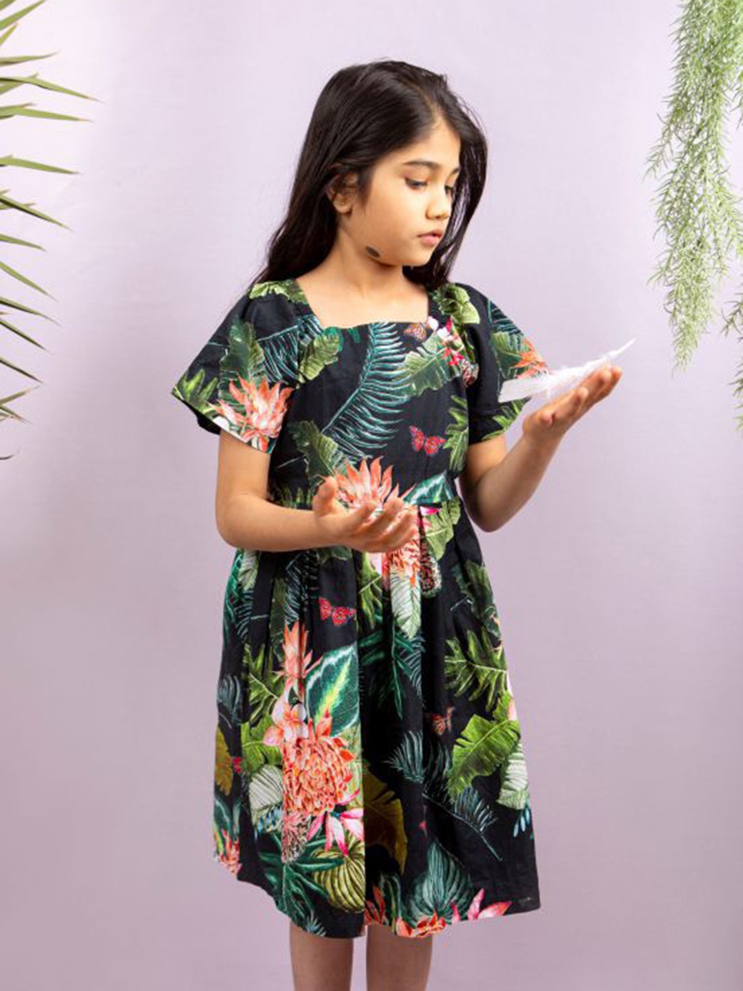 

THEONI Girls Tropical Printed Square Neck Pleated Detailed Cotton Fit & Flare Dress, Black