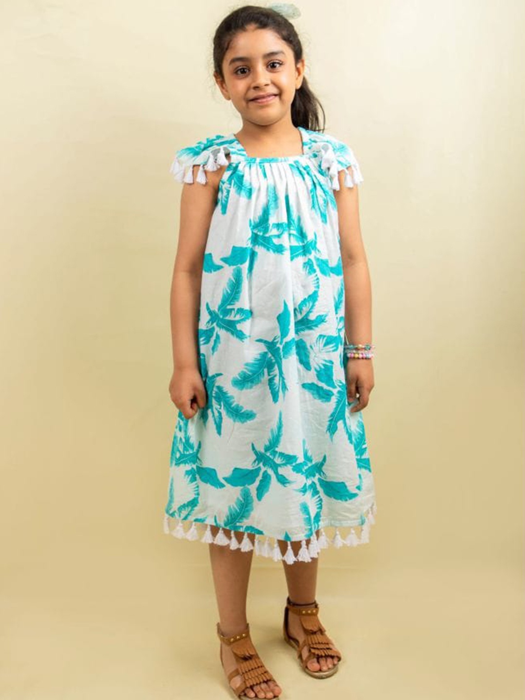 

THEONI Girls Floral Print Flutter Sleeves A-Line Midi Dress, Turquoise blue